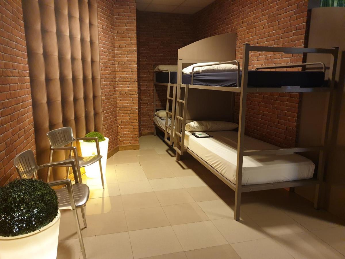 Albergue Santo Santiago Santiago de Compostela Bagian luar foto